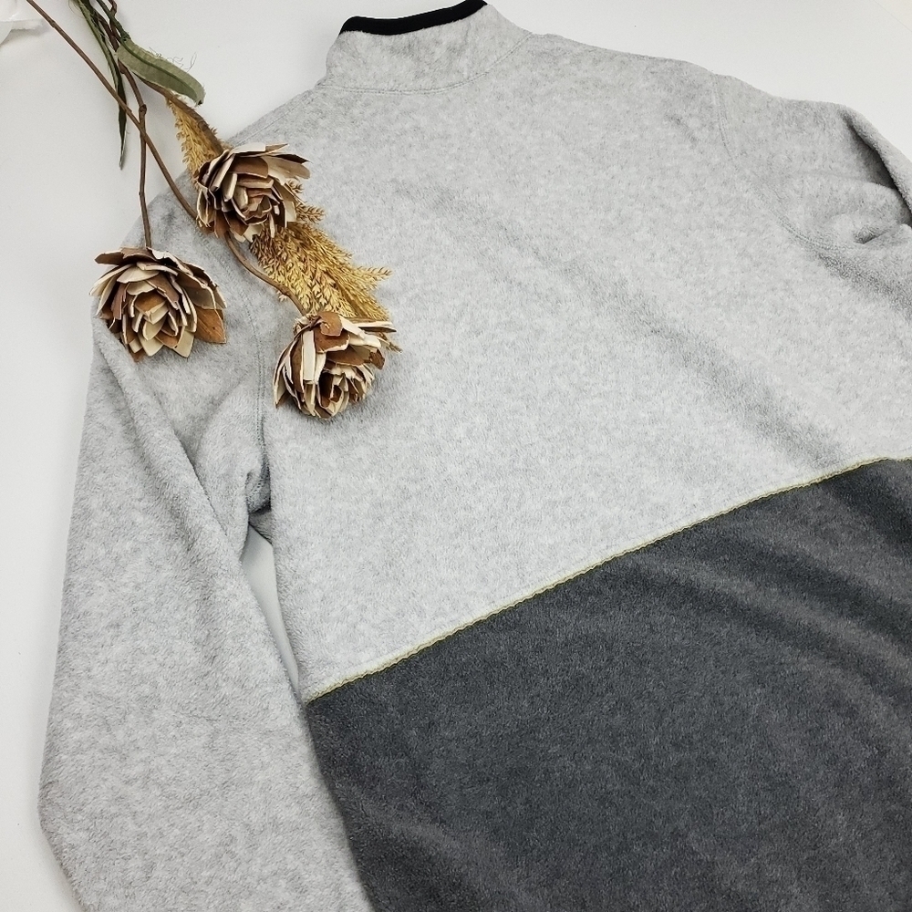 Mickey Unltd Vintage Disney Gray Fleece Sweater XL - Picture 13 of 13